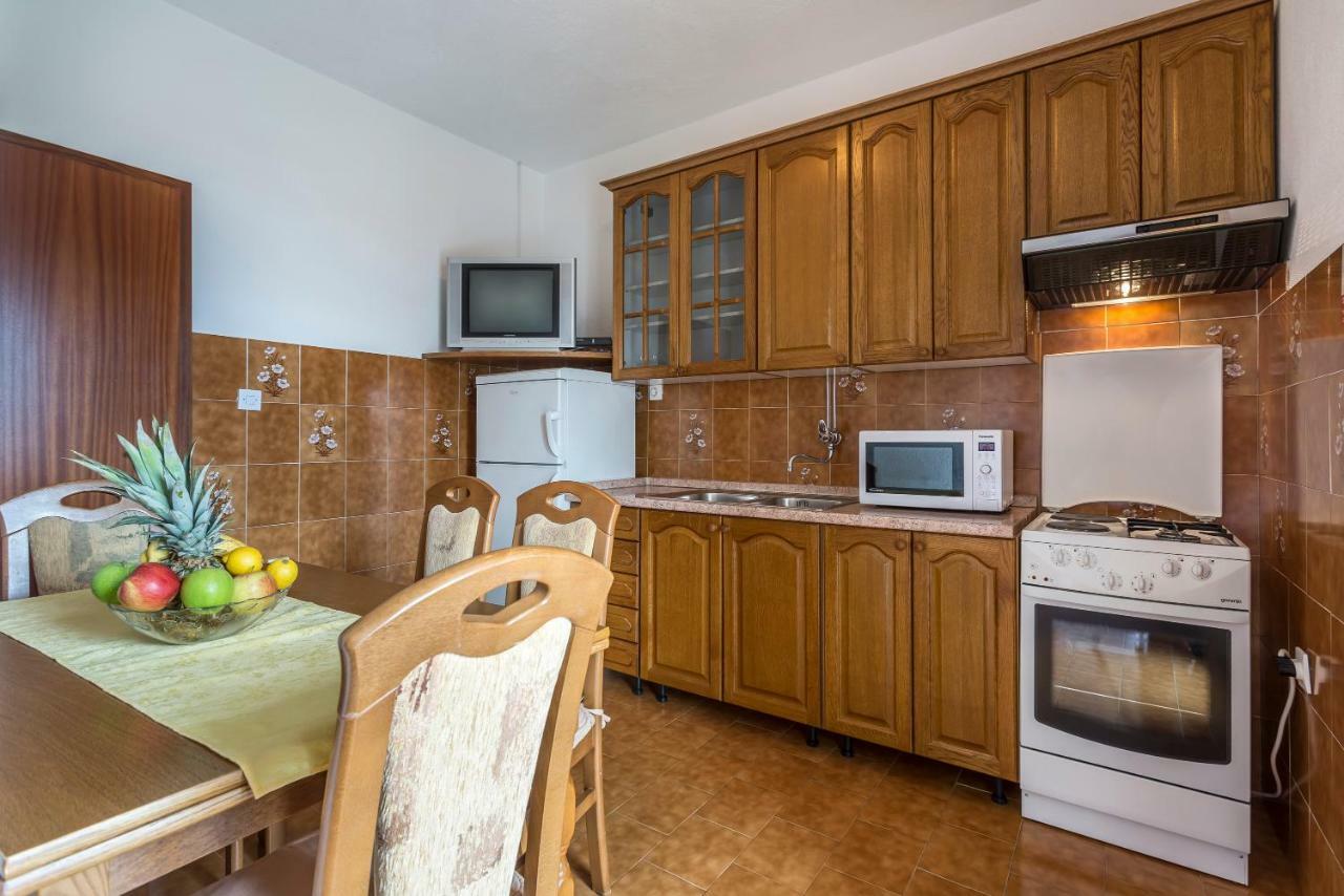 Apartmani Bezma Bol Exterior foto