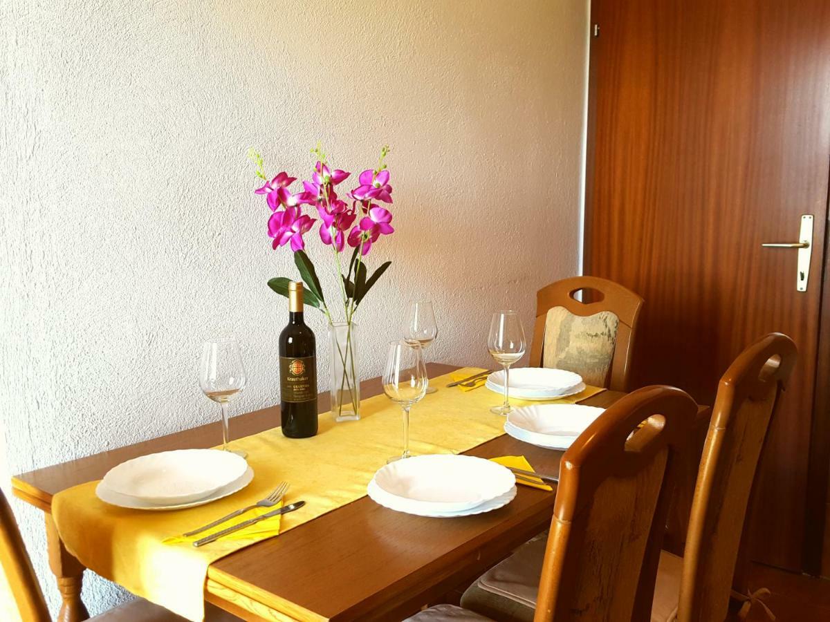 Apartmani Bezma Bol Exterior foto