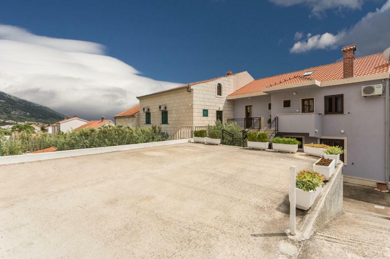 Apartmani Bezma Bol Exterior foto