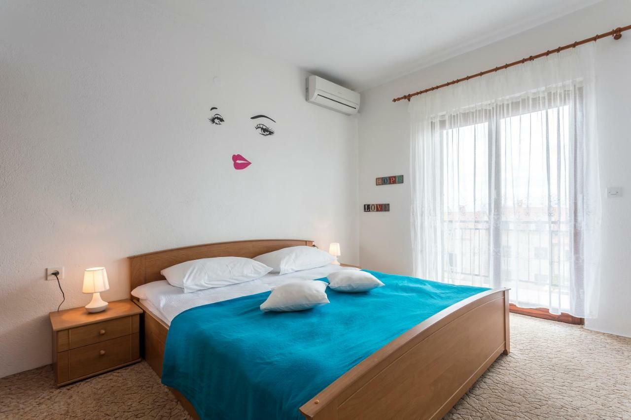 Apartmani Bezma Bol Exterior foto