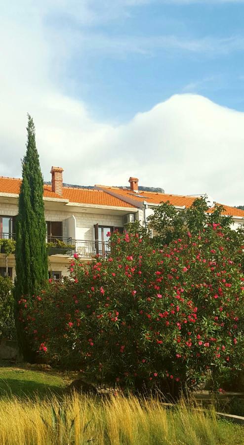 Apartmani Bezma Bol Exterior foto